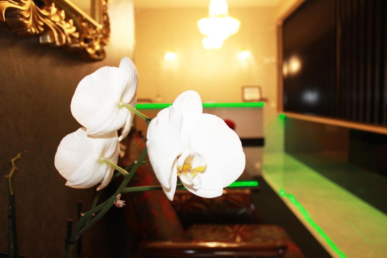 Hotel Villa Grande บูโกลโน ภายนอก รูปภาพ