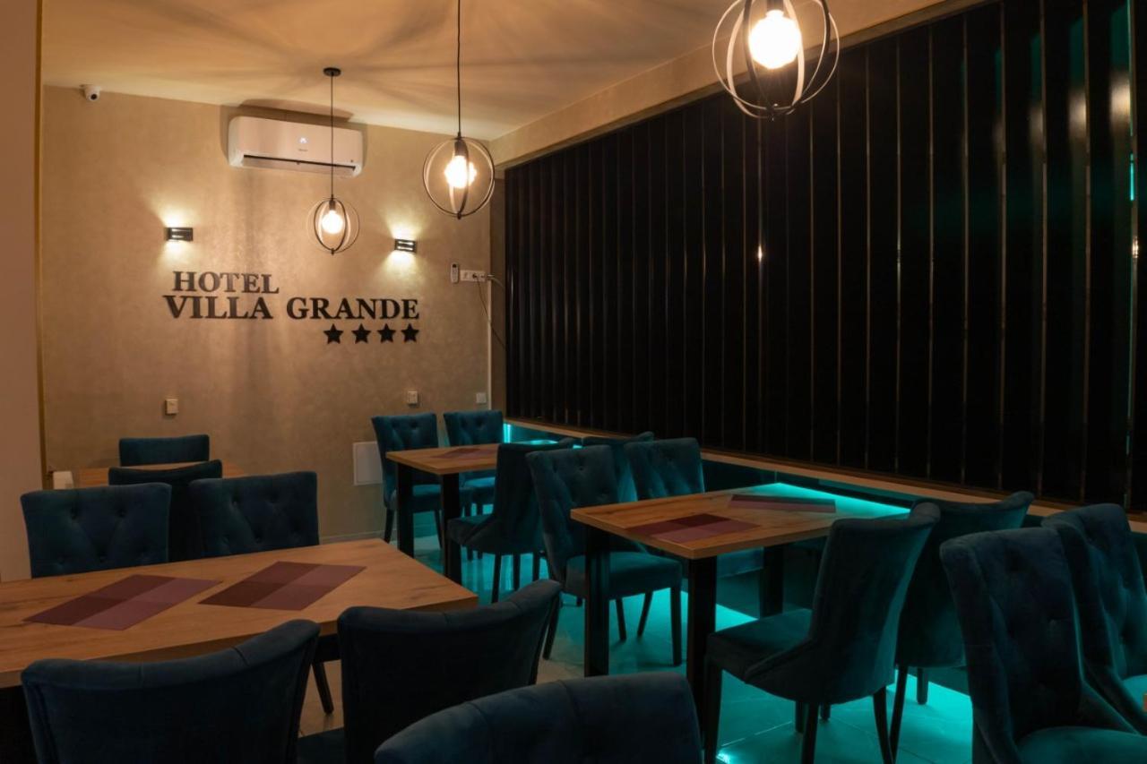 Hotel Villa Grande บูโกลโน ภายนอก รูปภาพ